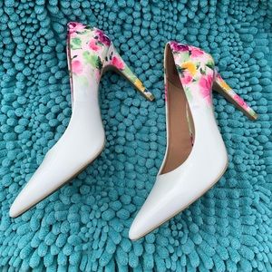 Christian Siriano for Payless White Floral Size 8 1/2 W